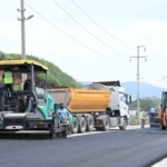Aydın genelinde eş zamanlı yol çalışmaları sürüyor