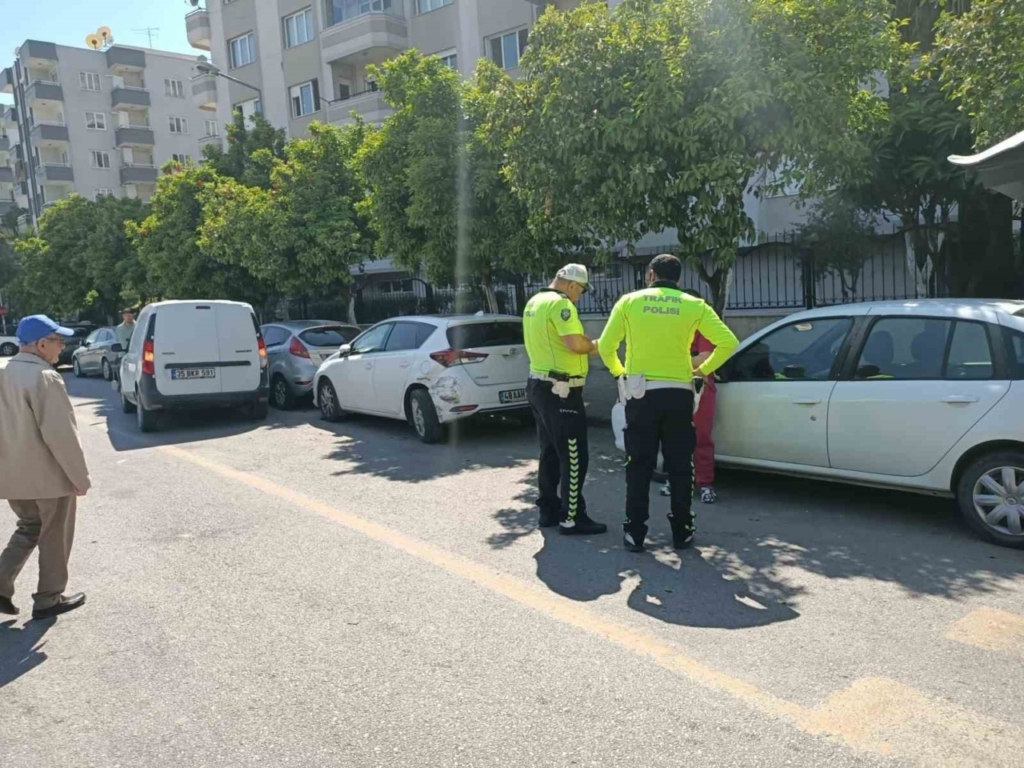 aydinda zincirleme kaza 1 yarali 7d04c1cee1e5