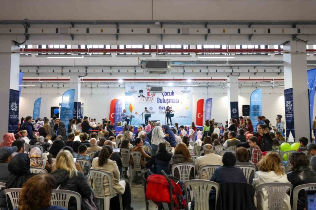 baskan cercioglundan cocuklara 23 nisan hediyesi 75aeaa9e6e8e