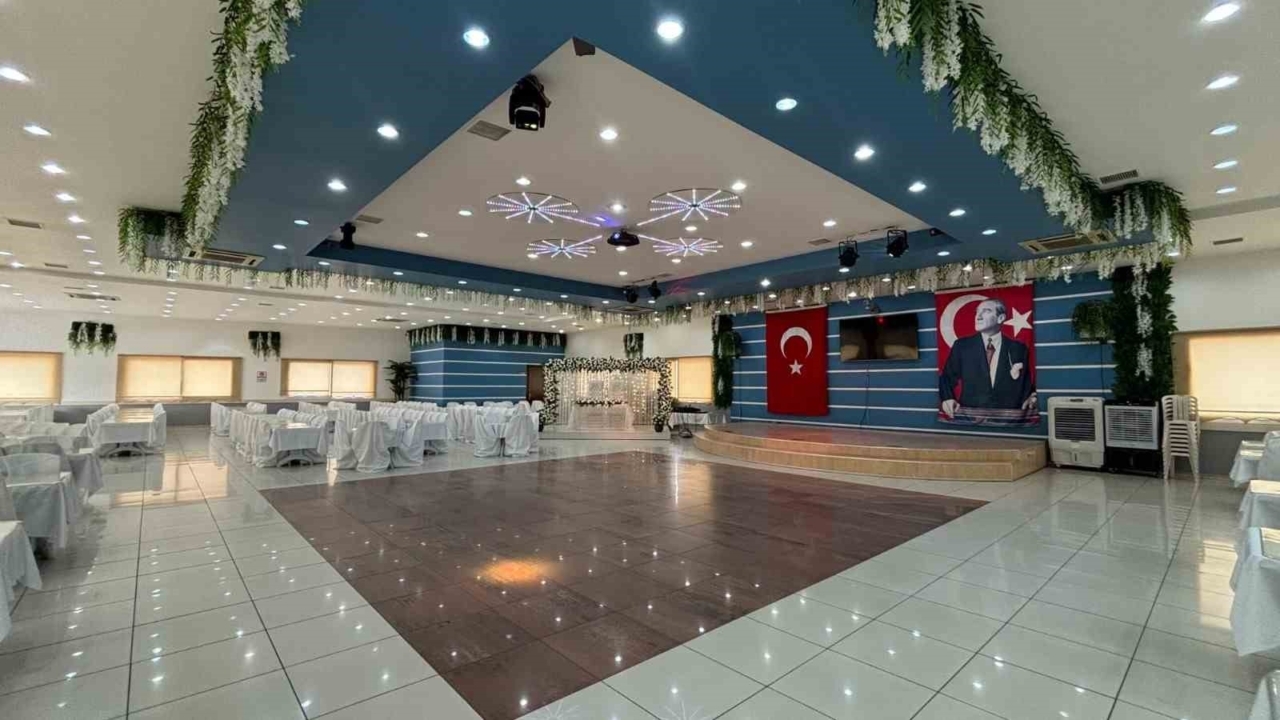 Bozdoğan’da Düğün Salonu yenilendi 1 bozdoganda dugun salonu yenilendi e61538343506