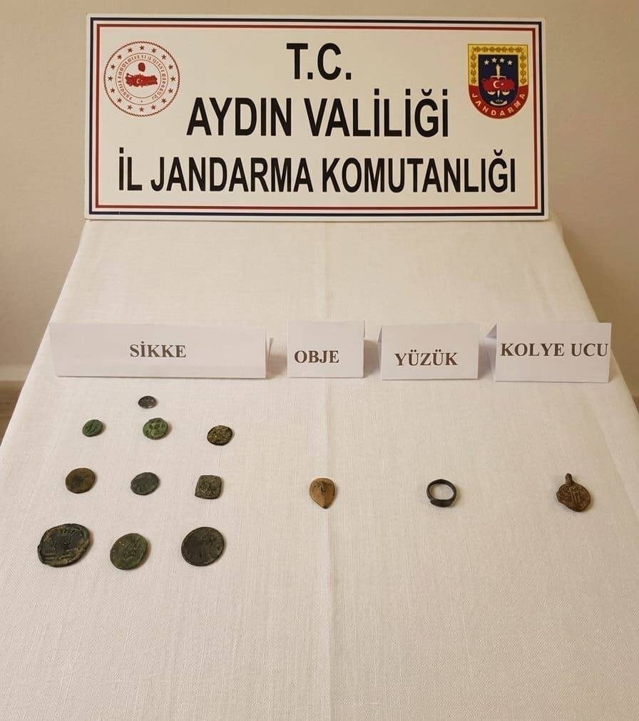 Bozdoğan’da tarihi eser kaçakçılığı operasyonu: 4 şüpheli yakalandı 1 bozdoganda tarihi eser kacakciligi operasyonu 4 supheli yakalandi eb315235925f