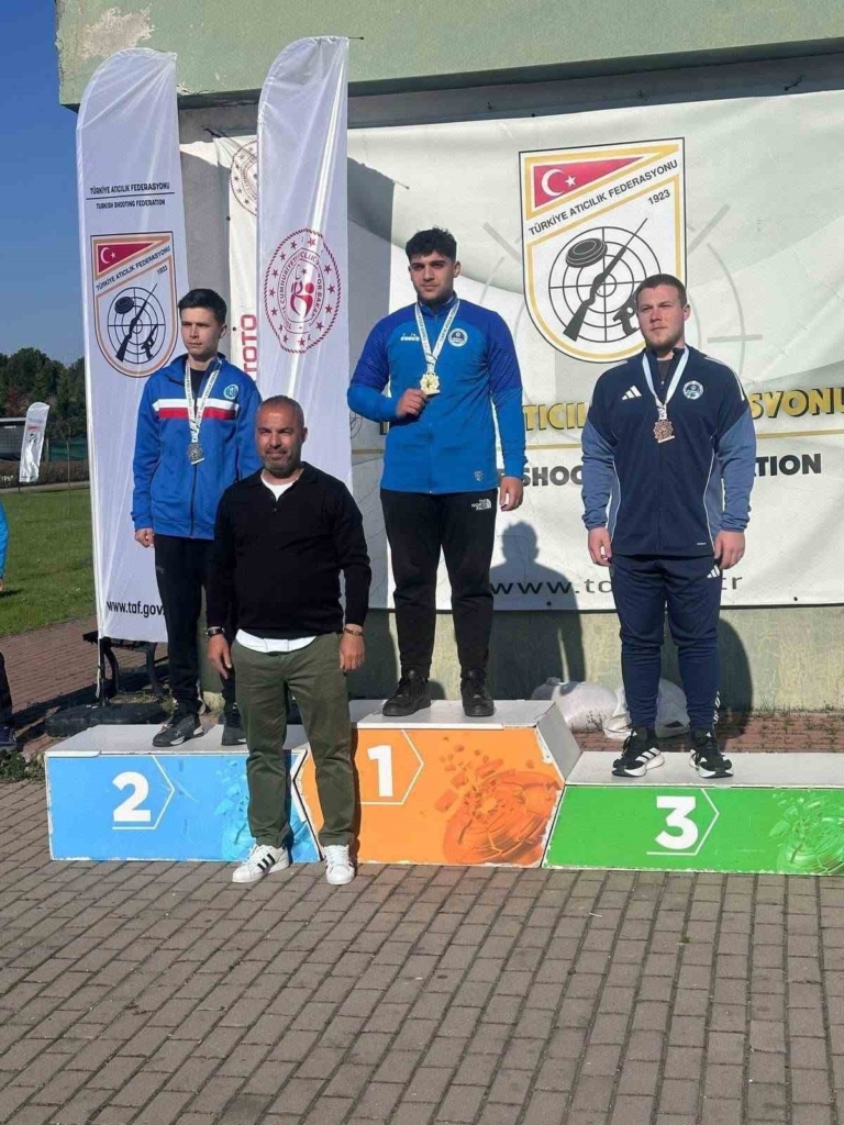 buyuksehirin sporculari turkiye sampiyonu oldu 807dec007762