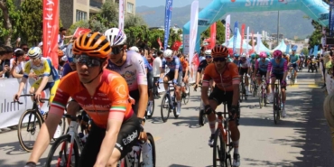 Cumhurbaşkanlığı Bisiklet Turu’nun ikinci etabı, Aydın’dan start aldı