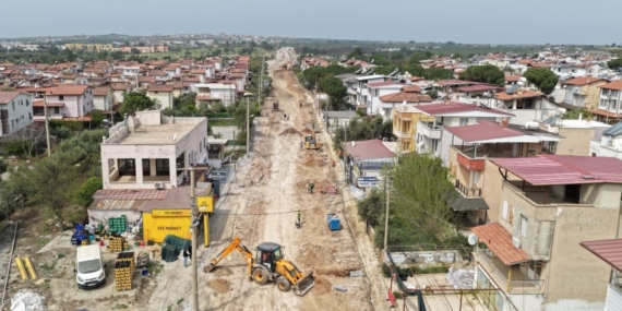Didim Akbük’te yol yenileme çalışmaları başladı