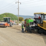 Didim Akbük’te yol yenileme çalışmaları başladı