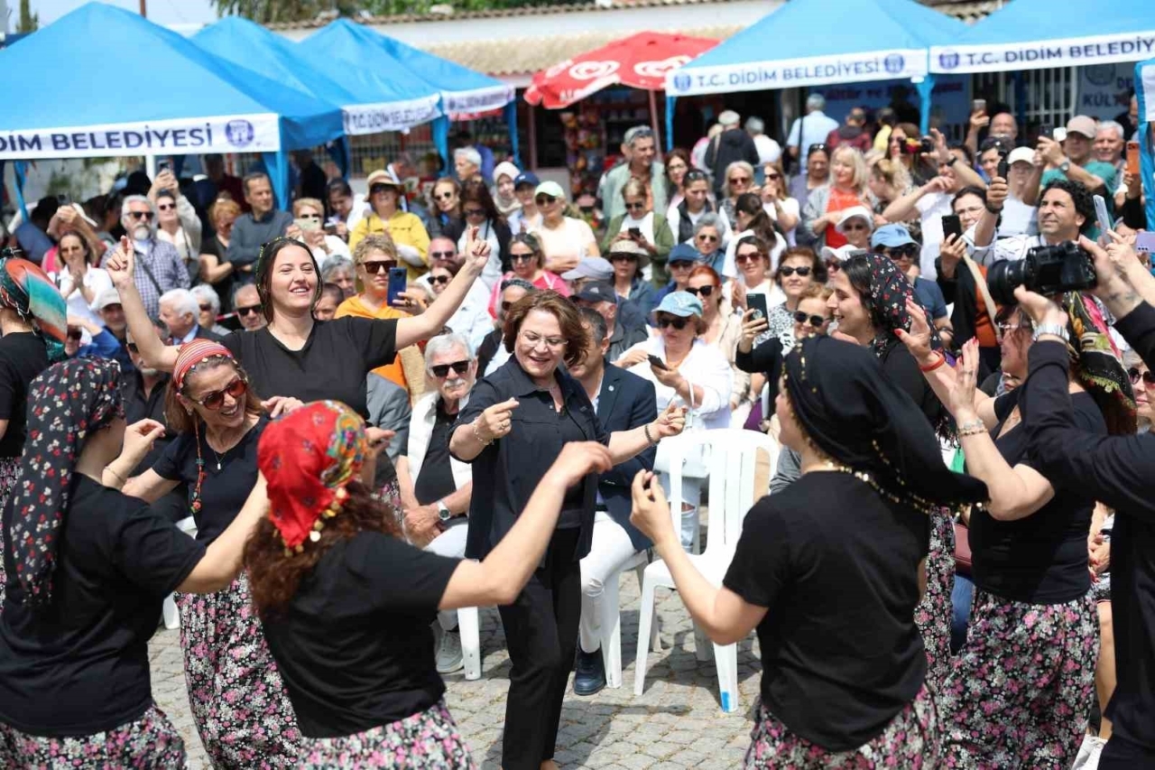 Didim Belediyesi Turizm Haftası’nda kültür, lezzet ve ritmi buluşturdu 1 didim belediyesi turizm haftasinda kultur lezzet ve ritmi bulusturdu eb373588adc7