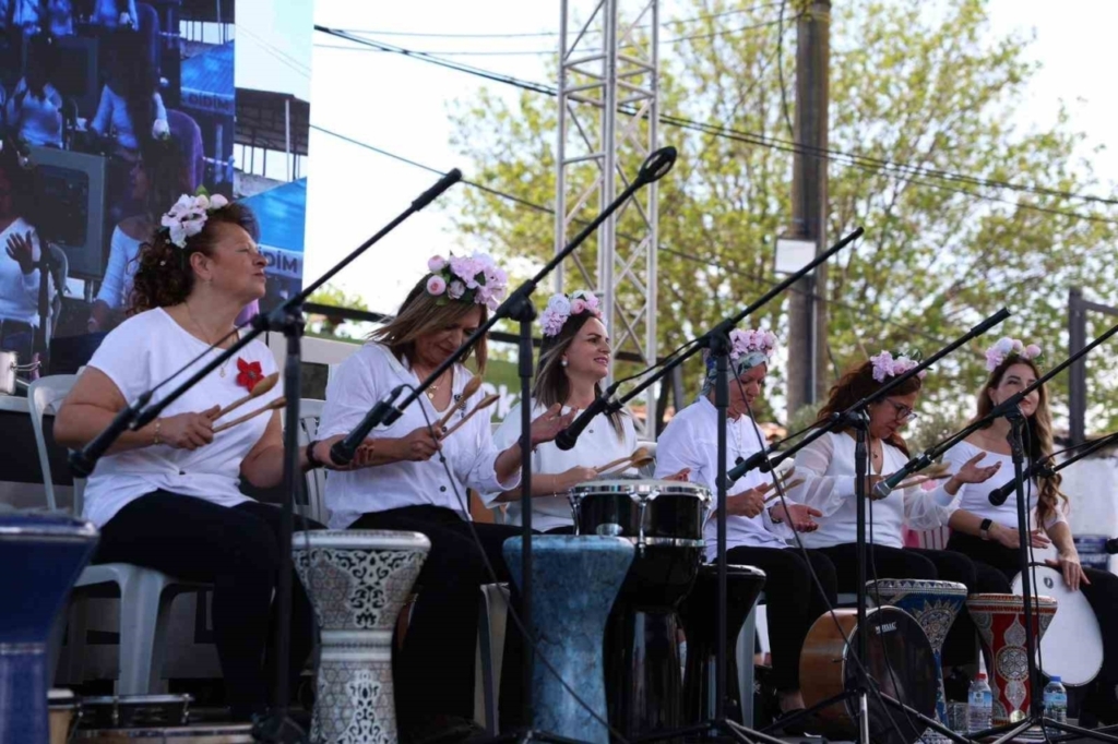didimde 2 ege lezzetleri festivali zengin tatlariyla basladi 4068862aa281