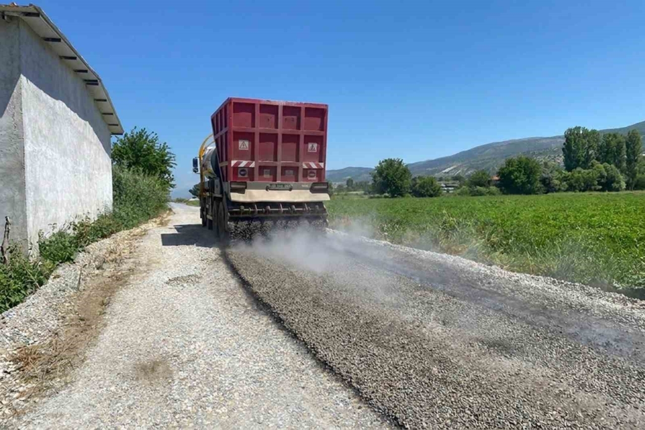 efeler belediyesi yol yapim ve onarim calismalarini surduruyor 375b4e46a9d2