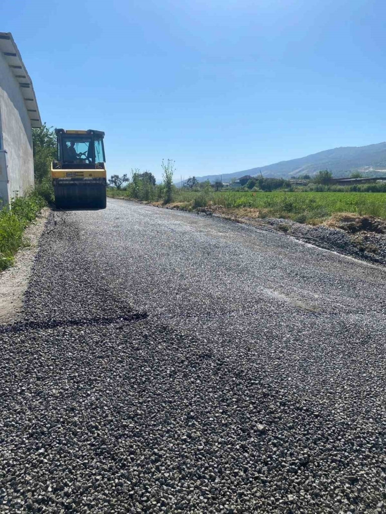 efeler belediyesi yol yapim ve onarim calismalarini surduruyor a879603f0bd1