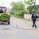 Efeler Belediyesi’nden yabani ot temizliği