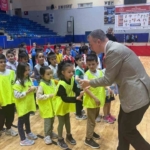 Efeler’de minikler sporla buluştu 5 efelerde minikler sporla bulustu 3fec637169b7