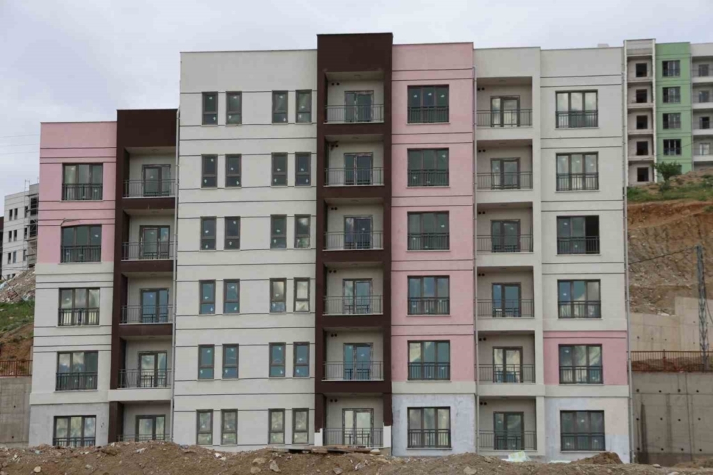 Efeler’de yeni yaşam alanı şekilleniyor 4 efelerde yeni yasam alani sekilleniyor b6d18bbf64d1