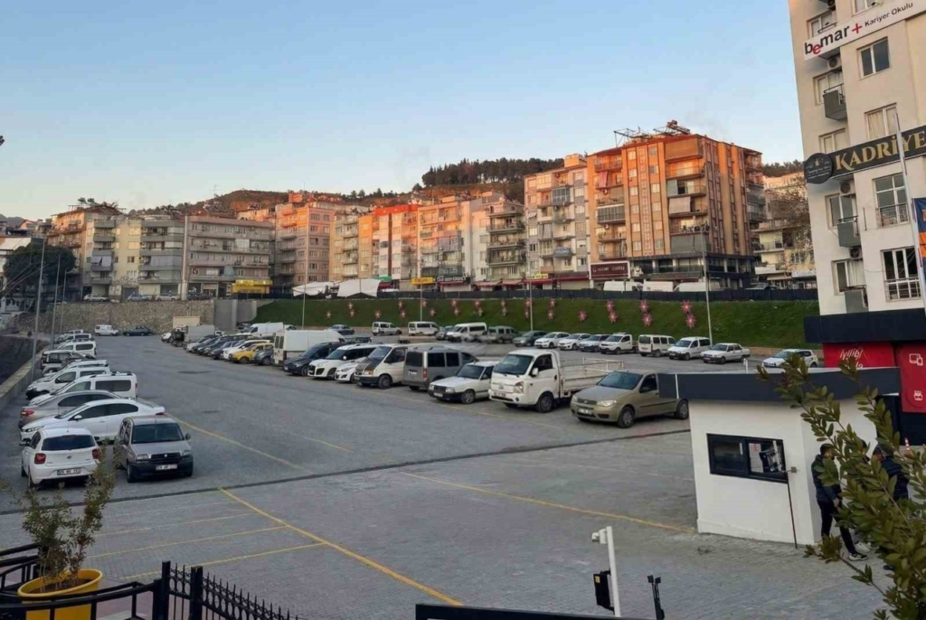 efelerdeki otoparklarda yuzde 20 indirim uygulanacak cf44ff0ec161