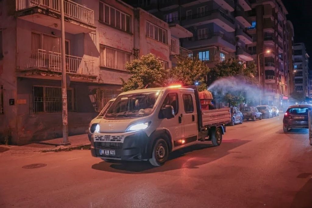 İncirliova’da yaşayanlar şanslı: Gece gündüz mücadele sürüyor 6 incirliovada sivrisinek ve hasereye karsi mesai suruyor 8b675113b7a6