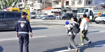 İncirliova’da zabıta ekipleri vatandaşlar için sahada