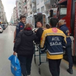 İtfaiyenin asansörlü merdivenine binmekten korkan genç, kırık ayağıyla merdivenlerden indi