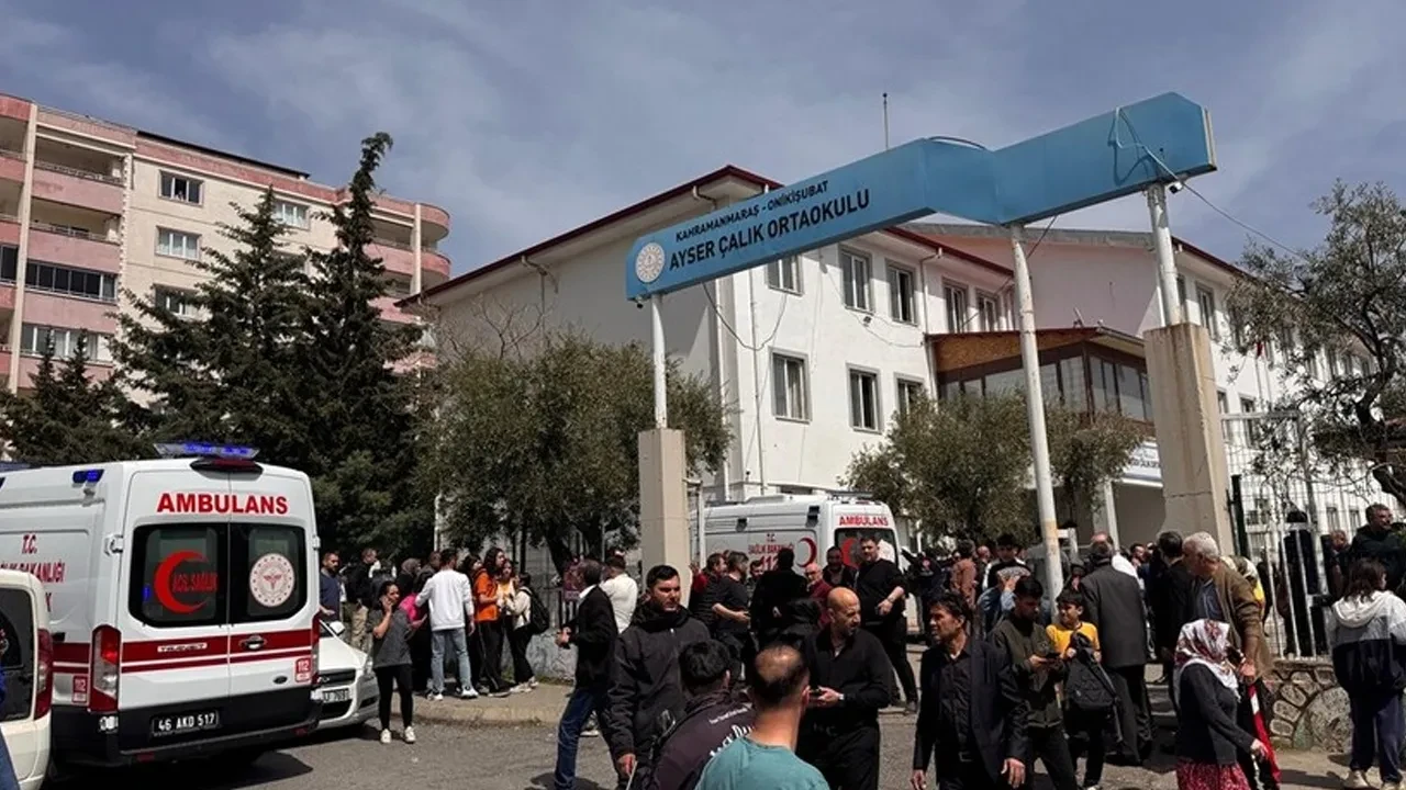 kahramanmarastaki okul saldirisi sonrasi flas istifa erhan baydur gorevinden ayrildi 3295332