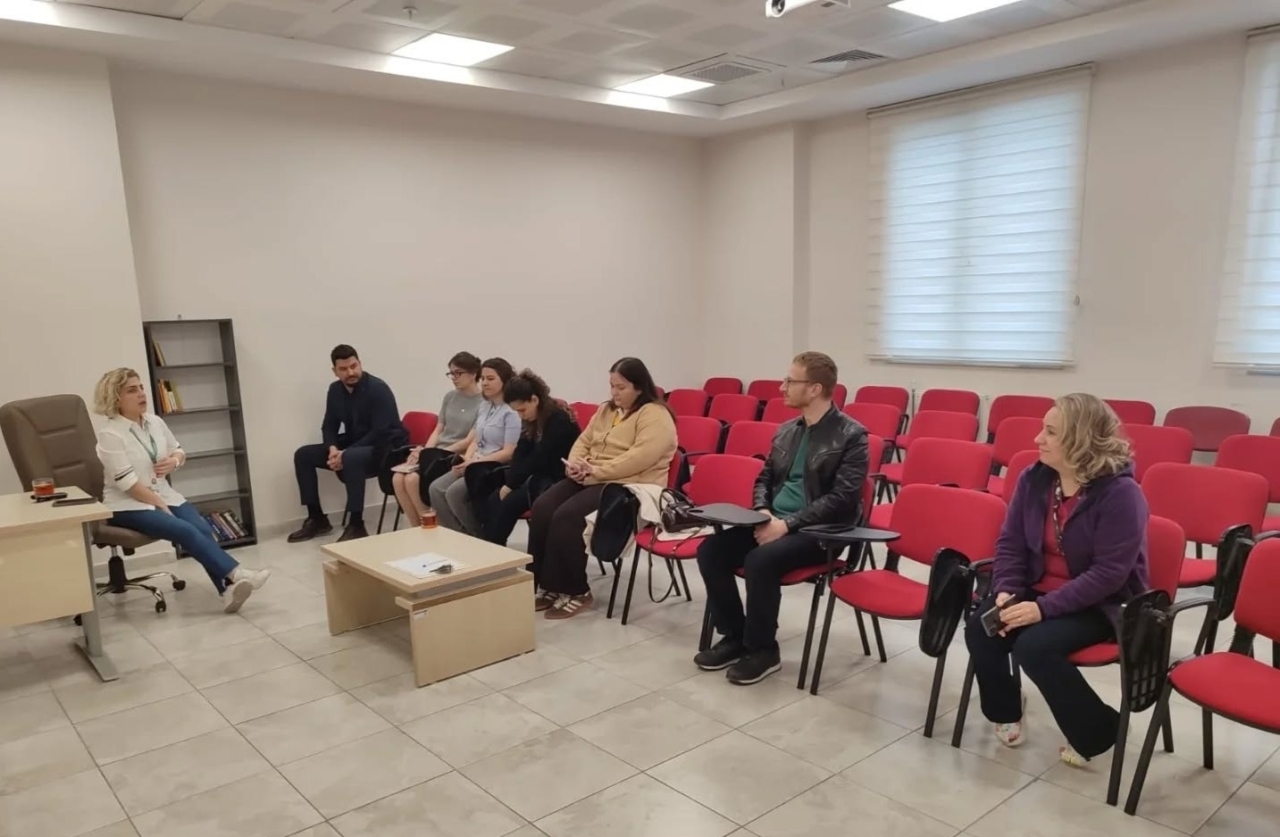 Karacasu Devlet Hastanesi’nde ’Çalışan Memnuniyet Toplantısı’ gerçekleştirildi 1 karacasu devlet hastanesinde calisan memnuniyet toplantisi gerceklestirildi 3162f2260bb8