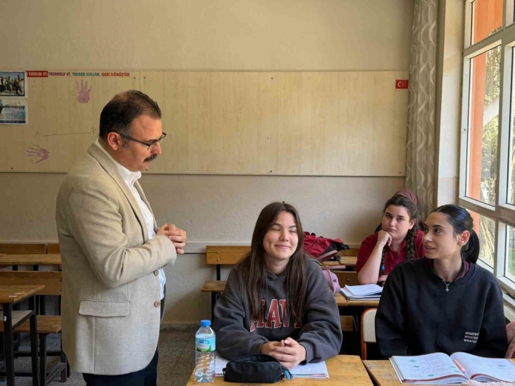 Kaymakam Ateş liseli öğrencilerle bir araya geldi 5 kaymakam ates liseli ogrencilerle bir araya geldi e4682d3bcf9e