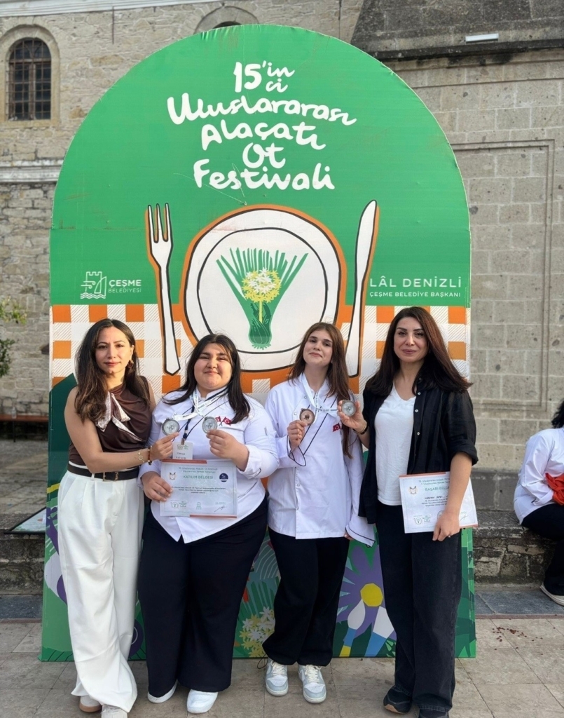 kosklu ogrenciler uluslararasi alacati ot festivalinde buyuk bir basariya imza attilar 6759c7c988a4