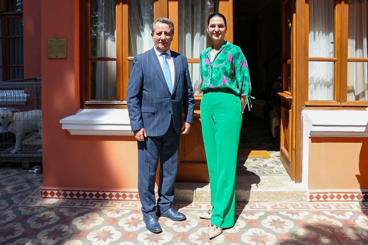 kosta rika heyeti aydinda agirlandi b8428f0e5183