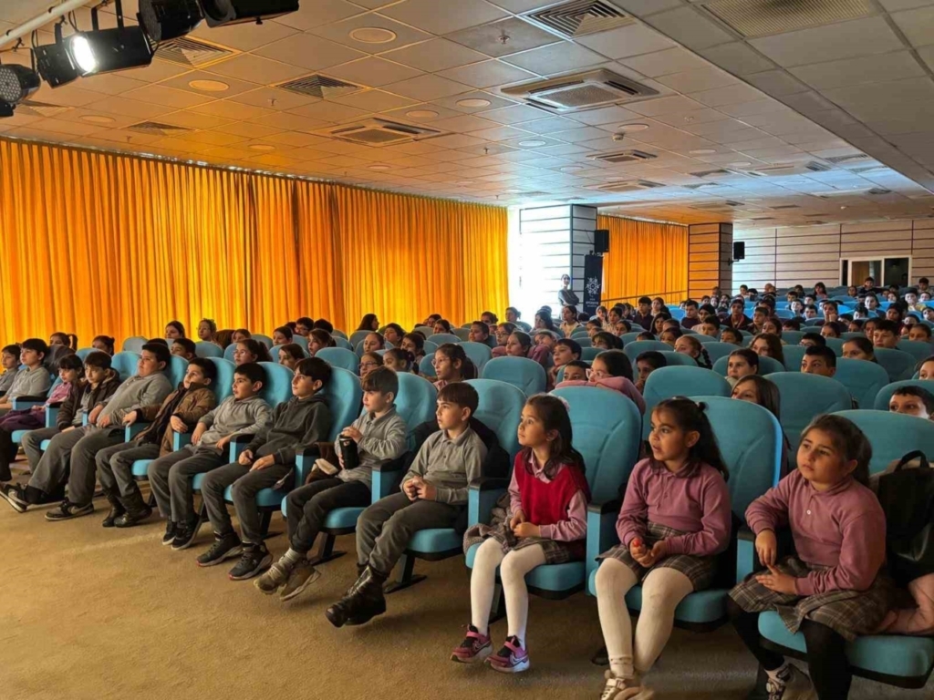 kultur ve sanatin kalbi aydinda atiyor e16dc529f6d1