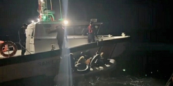 Kuşadası açıklarında hareketli gece!