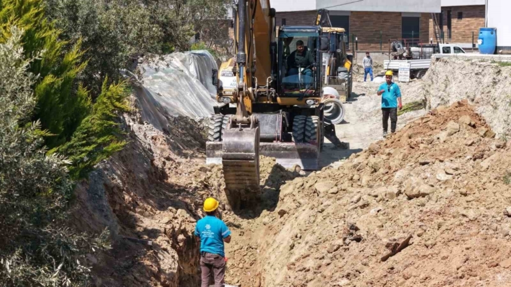 Aydın Büyükşehir'den Kuşadası’na 8,2 milyon liralık yatırım 7 kusadasinda 82 milyon liralik altyapi yatirimi basladi 71fa7114d5b4