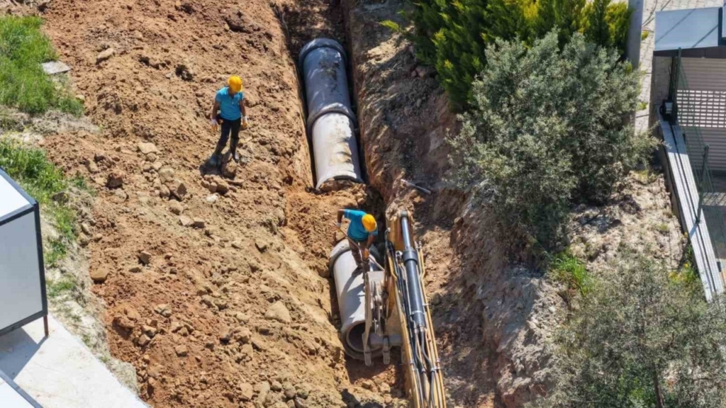 Aydın Büyükşehir'den Kuşadası’na 8,2 milyon liralık yatırım 6 kusadasinda 82 milyon liralik altyapi yatirimi basladi d0255518a156