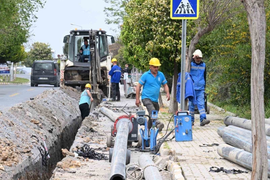 kusadasinda altyapi yatirim calismalari suruyor 9a6609f26b82