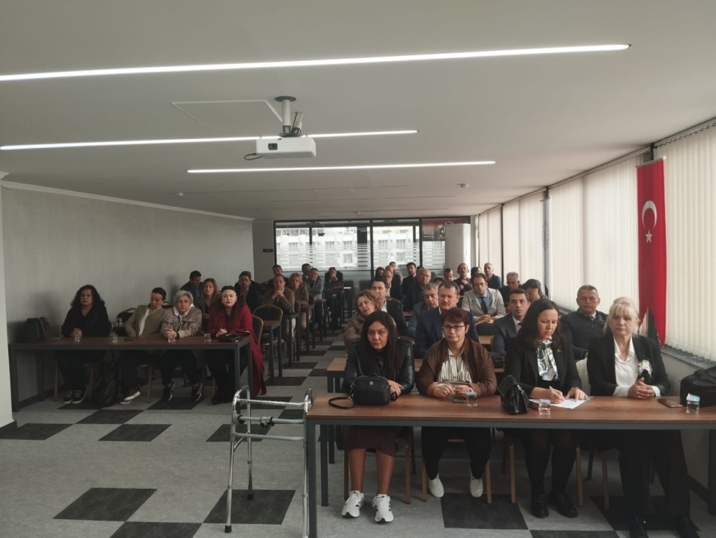 Kuşadası’nda okul güvenliği masaya yatırıldı 3 kusadasinda okul guvenligi masaya yatirildi 146a8f4e4759