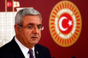 mehmet-metiner-kimdir-mehmet-metiner-kac-yasinda-15583536_7129_amp