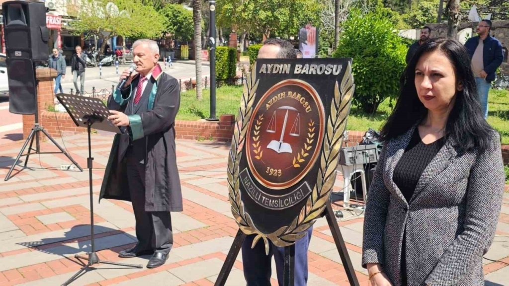 Nazilli'de avukatlardan adliye talebi 5 nazillide avukatlar gunu kutlandi c1b764ed8285