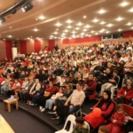 Nazilli’de sahne minik oyuncuların oldu