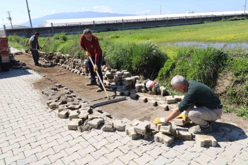 nazillide yol bakim ve onarim calismalari suruyor 36d8702fd451