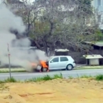 Seyir halindeki otomobil alev aldı