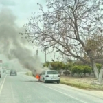 Seyir halindeki otomobil alev aldı