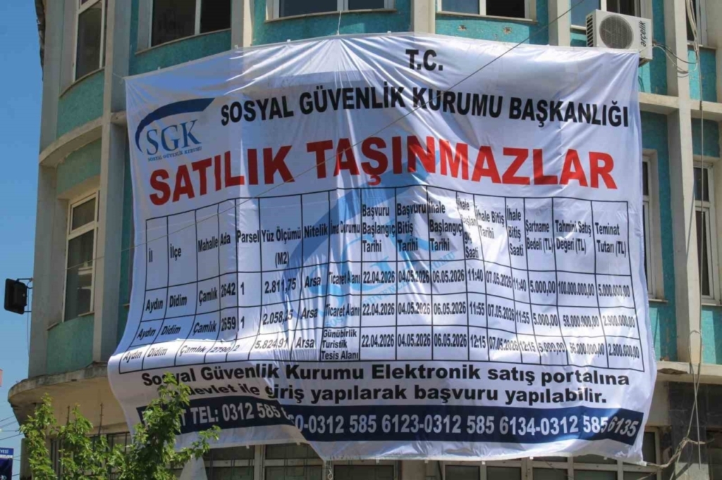 sgknin sehir merkezindeki tescilli binasi ilan panosuna dondu f0e8163c5cf3