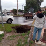 Söke’de Bağarası Kavşağında obruk paniğe paniğe yol açtı