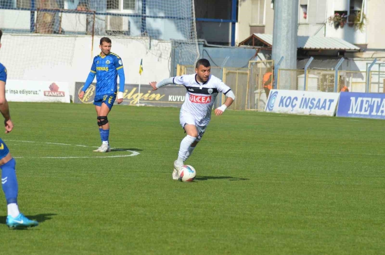 sokeli futbolcu tasdemir yesil sahalara veda etti ccf4c9575be1