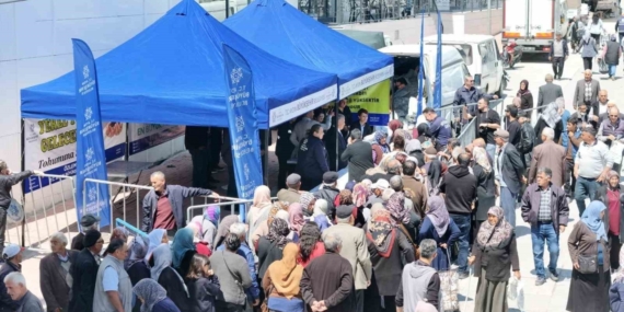 Sultanhisar ve Buharkent’te binlerce fide vatandaşlarla buluştu
