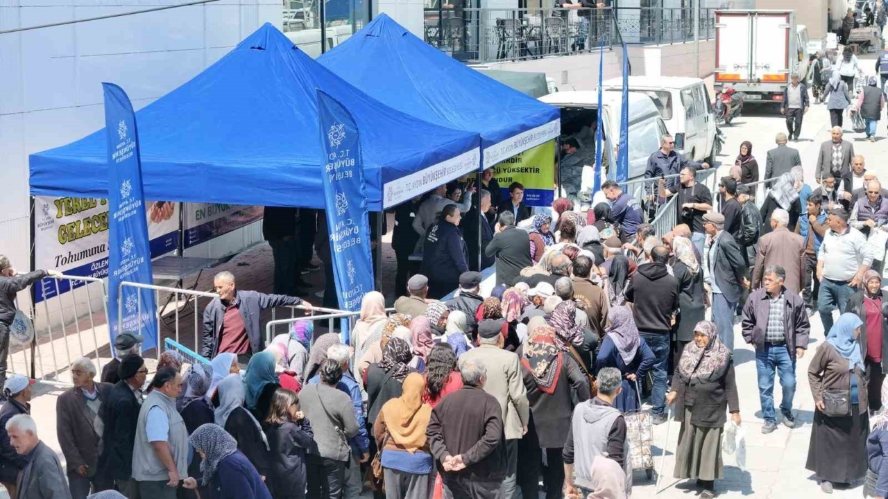 Sultanhisar ve Buharkent’te binlerce fide vatandaşlarla buluştu 1 sultanhisar ve buharkentte binlerce fide vatandaslarla bulustu e4486cd3cc21