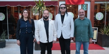 Ünlü sanatçı Kırdar İncirliova’da ağırlandı