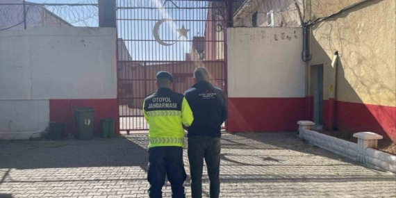 Yol kontrolünde yakalandılar