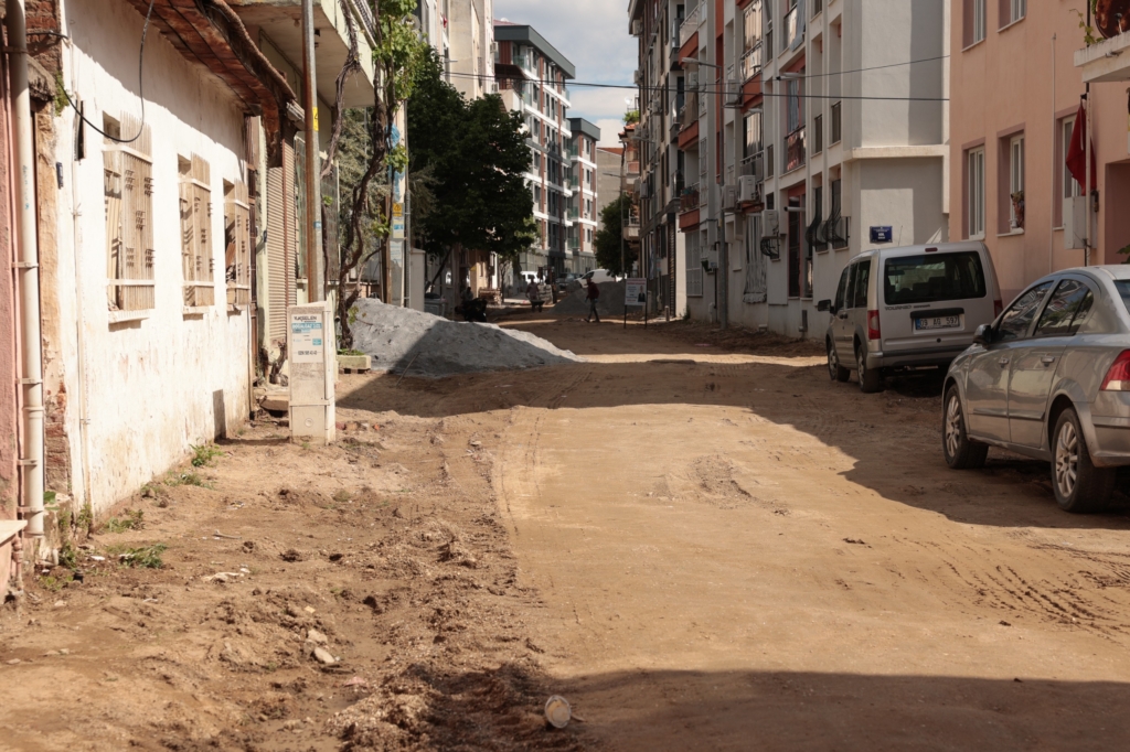 İncirliova'da dev yol hamlesi 3 1000130993