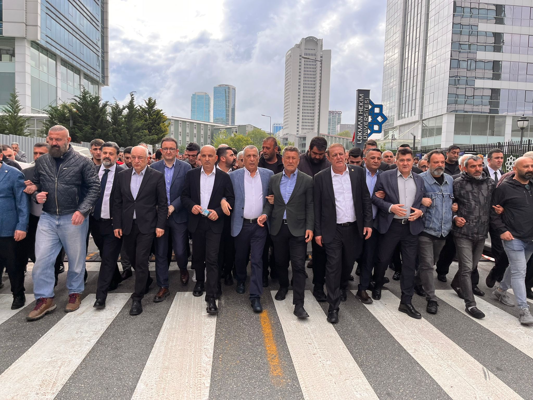 Aydın milletvekili Yıldız, CHP’nin kapısına dayandı: Başarır’dan mafya tepkisi