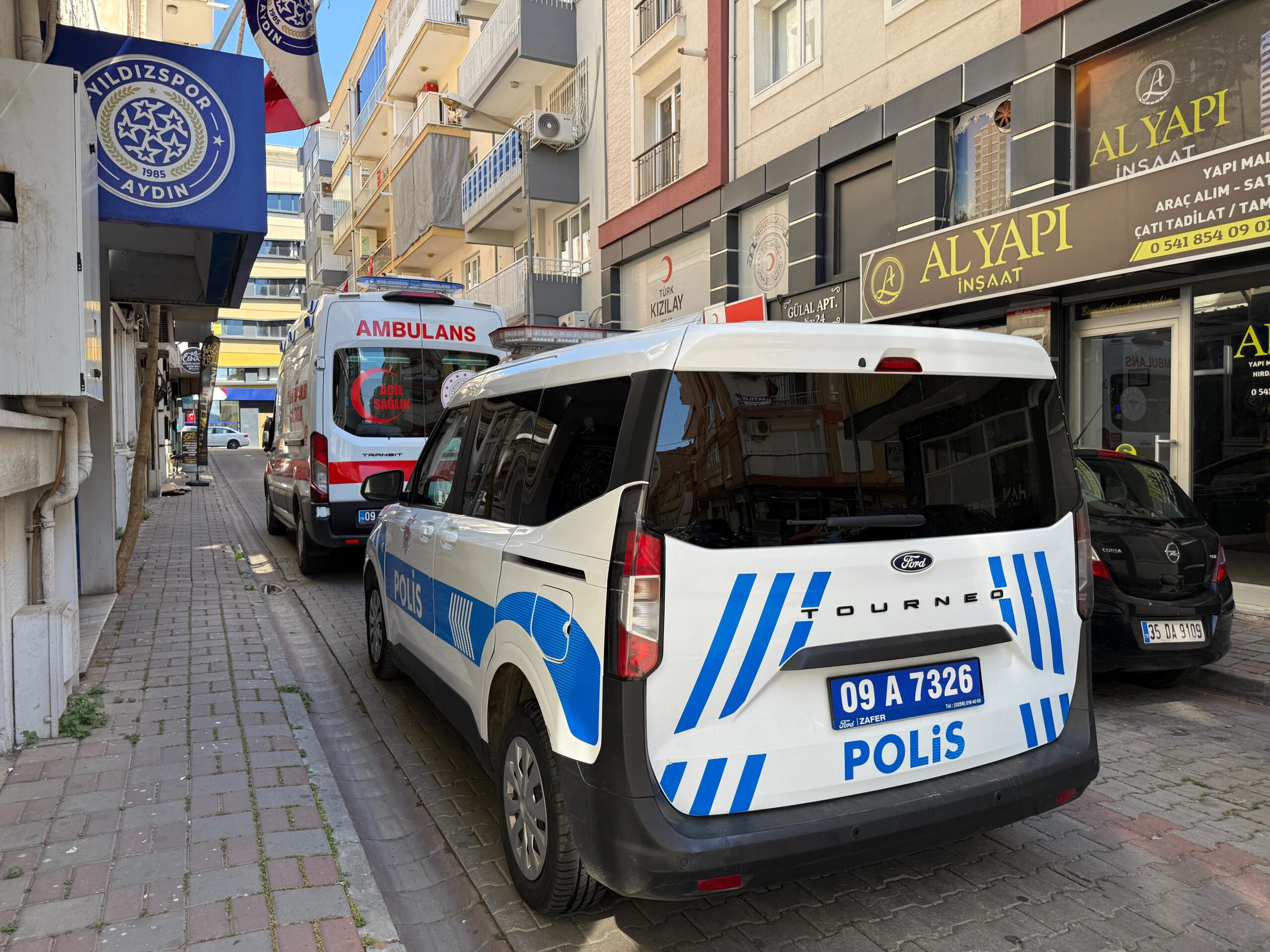 Aydın’da genç kadın evinde ölü bulundu