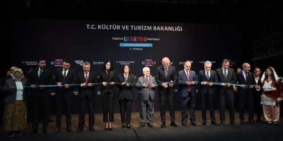 Festival ve kültür merkezi eksiklerle açıldı! Ev sahibine söz hakkı verilmedi