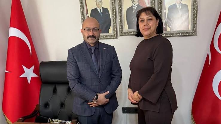 Dün bir bugün iki: MHP Didim’de kadın başkan görevden alındı!