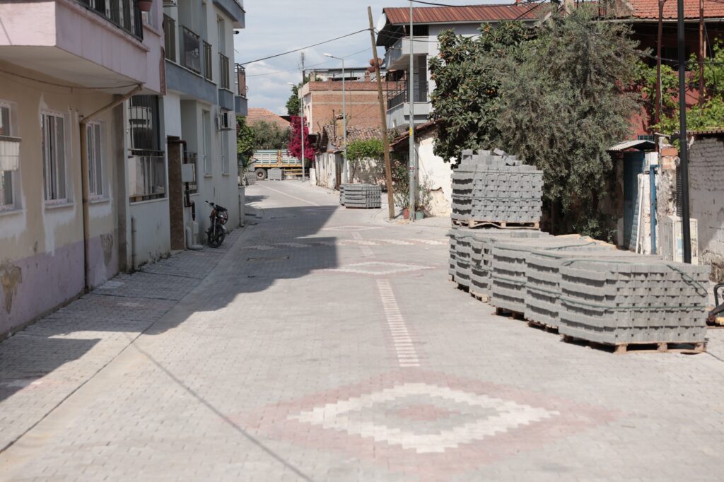 İncirliova'da yeni yollar Kurban Bayramı'na yetişecek 3 WhatsApp Image 2026 05 20 at 13.13.33 2